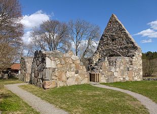 Ruins of Össeby Church