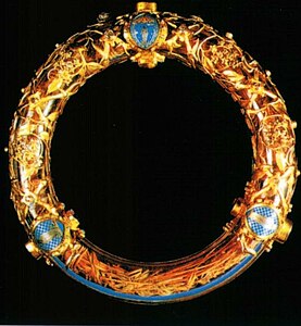 Crown of Thorns in gilded crystal case (Notre-Dame de Paris, now in Louvre)