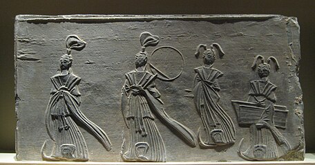 Brick relief depicting two scholars and two maids, from the Southern dynasties