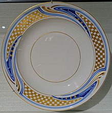 Porcelain plate by Henry van de Velde for Meissen factory (1903) (Darmstandt Museum)