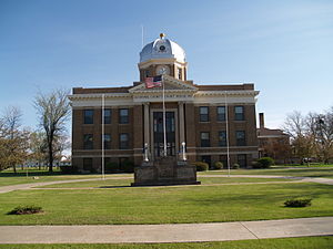 Divide County Courthouse in Crosby
