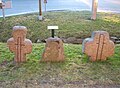 Drei Sühnesteine (zwei Steinkreuze und ein Gedenkstein)