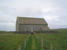 Image of the church Teampall Mholuaidh from the outside