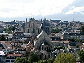Historic centre of Poitiers with Church of Saint-Radegund, Cathedral of Saint-Pierre and the Palace of Poitiers in the background