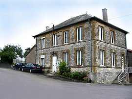 The town hall in Sommerance