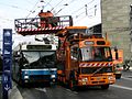 Obus-Turmwagen bei der Reparatur einer Luftweiche in Luzern