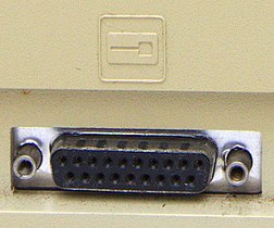 DB-19-Anschluss „Smartport“ für ein Diskettenlaufwerk am Macintosh 512K