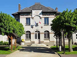 The town hall of Corbreuse