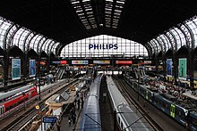 Station hall of Hamburg Hauptbahnhof