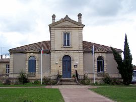 The town hall in Paillet