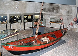 Museum dory equipped for fishing