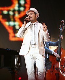 Cicero performing at the Eurovision Song Contest 2007