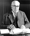 Bremen Wilhelm Kaisen Bundesratspräsident (1. November 1958 bis 31. Oktober 1959)