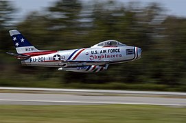 F-86 Sabre bei einer Flugschau