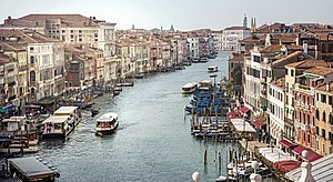 The Grand Canal looking south from Rialto Bridge