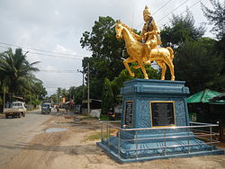 Sangiliyan Statue, Muthirai Chanthai, Nallur.