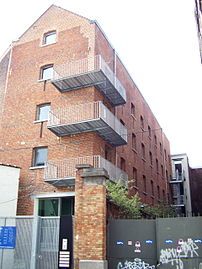 Industrial building transformed into housing (loft)