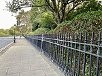 Garden railings to park front of Nos. 1–33