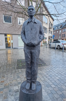 Statue of Van looy in Herentals
