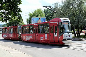 Konstal 105N2k/2000 trams on Tobrucki square