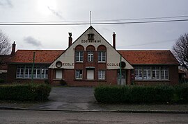 The town hall of Mortiers