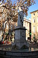 Fontaine du Roi René mit Statue