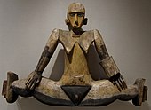 Gable figure (dilukái); late 19th century-early 20th century; painted wood; height: 65.2 cm (252⁄3 in.); from Palau, by Belauan people; Metropolitan Museum of Art (New York City)