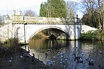 Classic Bridge in Chiswick Park