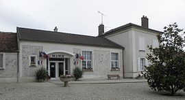 The town hall in Champcenest