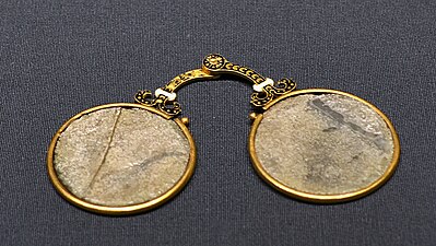 Paris, 3. Viertel des 16. Jahrhunderts. Gold, Emaille, Glas