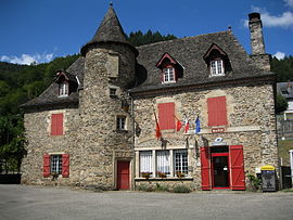 The town hall in Laval-de-Cère