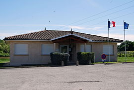 The town hall in Guillac