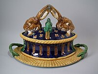 Pie-dish with heads of hares and ducks
