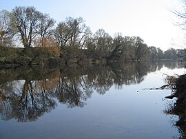 The Creuse river at Saint-Rémy-sur-Creuse