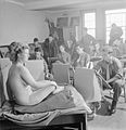 Students take part in a life drawing class at the US Army University, 1945