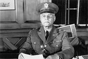 Davis as a colonel, circa 1939
