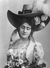 As Tosca in 1905