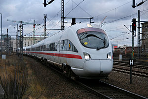 ICE-TD-Doppeltraktion auf dem Weg nach Kopenhagen in Berlin Ostbahnhof