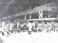 Arbeiterinnen auf den Salzdarren der Kalifabrik Krügershall während des Ersten Weltkrieges