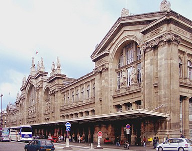 The Second-Empire façade of the Gare du Nord (1861–66) by Jacques Ignace Hittorff concealed a vast hall supported by iron columns