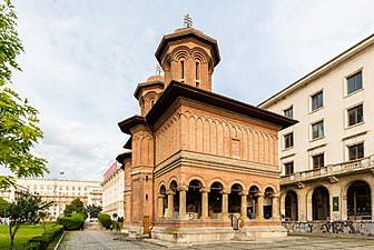 Brâncovenesc - Kretzulescu Church, Bucharest, unknown architect, 1720–1722[19]