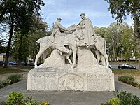 Monument à la victoire et à la paix erected in 1924 in Casablanca, relocated to France in 1961 and re-erected in 1965 in Senlis