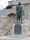 Statue of Andreas Miaoulis in Hydra.