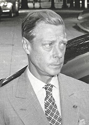 Edward VIII looking to his left