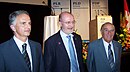 Bundesrat Didier Burkhalter, Gründungspräsident Fulvio Pelli und alt Bundesrat Hans-Rudolf Merz