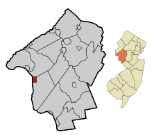 Location of Frenchtown in Hunterdon County highlighted in red (left). Inset map: Location of Hunterdon County in New Jersey highlighted in orange (right).