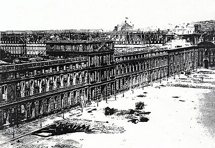 Palace façade after the arson
