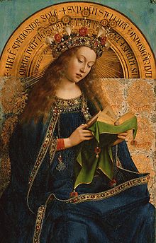Painting of a woman wearing a crown and reading a book