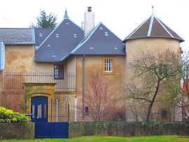 The chateau in Courcelles-sur-Nied