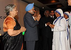 The Prime Minister, Dr. Manmohan Singh meeting the nuns from missionaries of charity at a reception for Indian community hosted by the Indian High Commissioner, in Dar es Salaam, Tanzania on May 26, 2011. Smt. Gursharan Kaur, the Union Minister for External Affairs, Shri S.M. Krishna and the Indian High Commissioner, Shri K.V. Bhagirath is also seen.